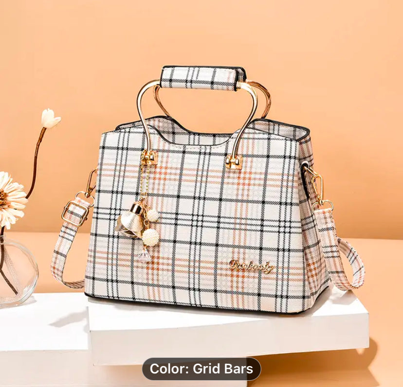 Bellé Chic Color-Block Handbag
