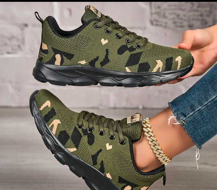 High top women’s camouflage orthopedic breathable mesh, lightweight sneakers non slip air cushion soles perfect for work out and daily activities.