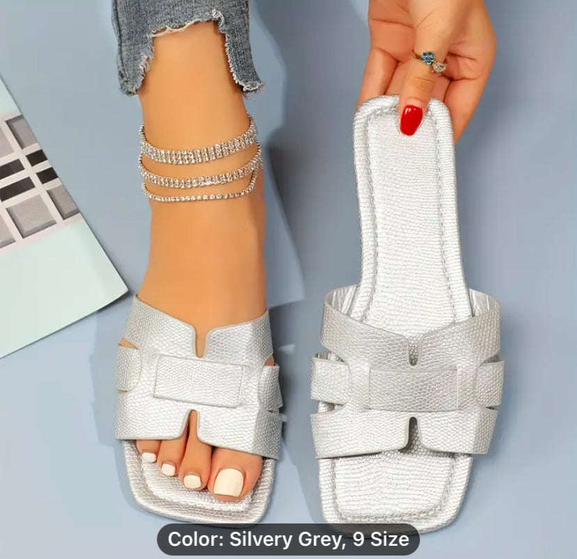 Serene Luxe Toe Loop Slides