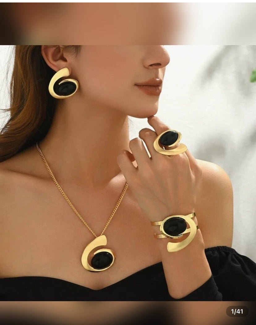 Women’s jewelry set