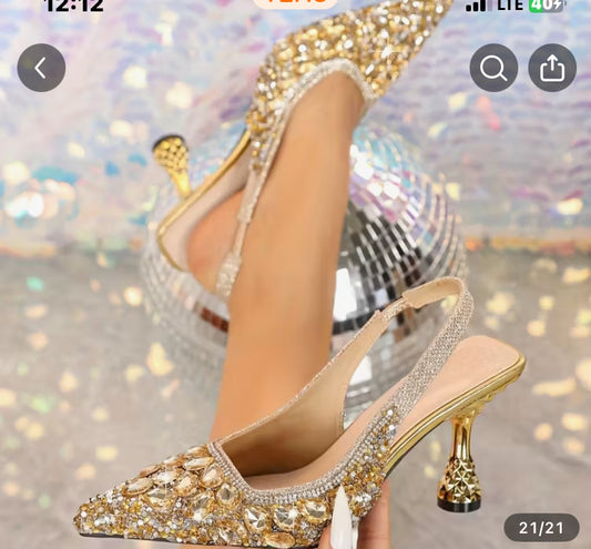 Women’s Eleganza Glamorous Golden & silver perfect for wedding goers