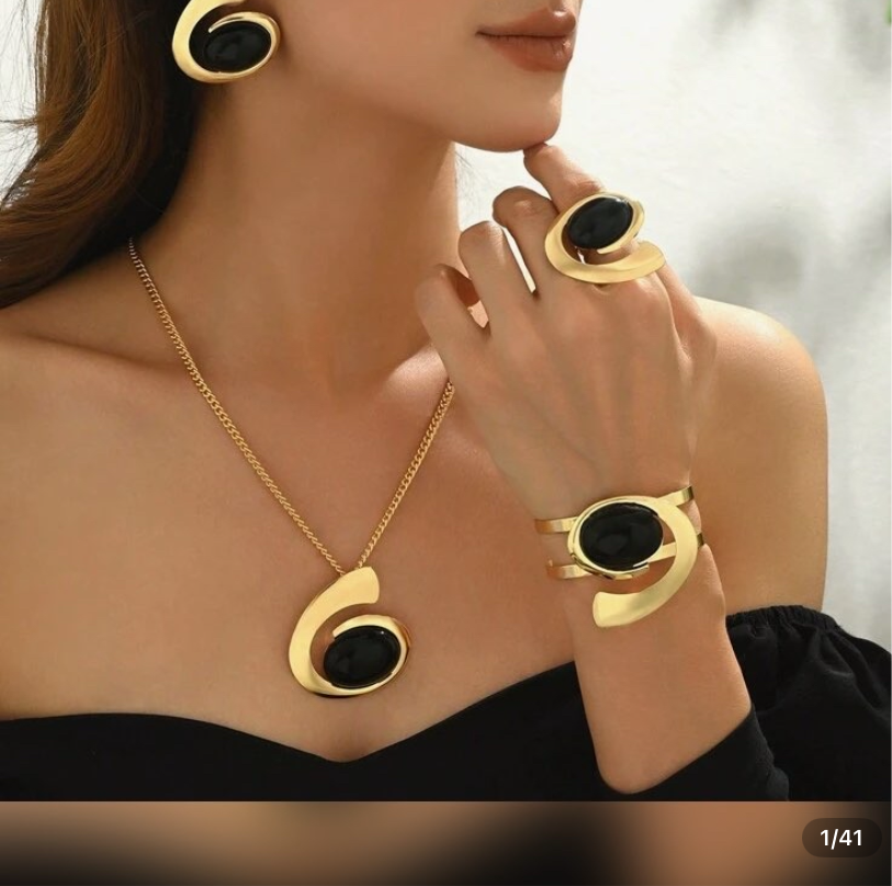 Women’s jewelry set