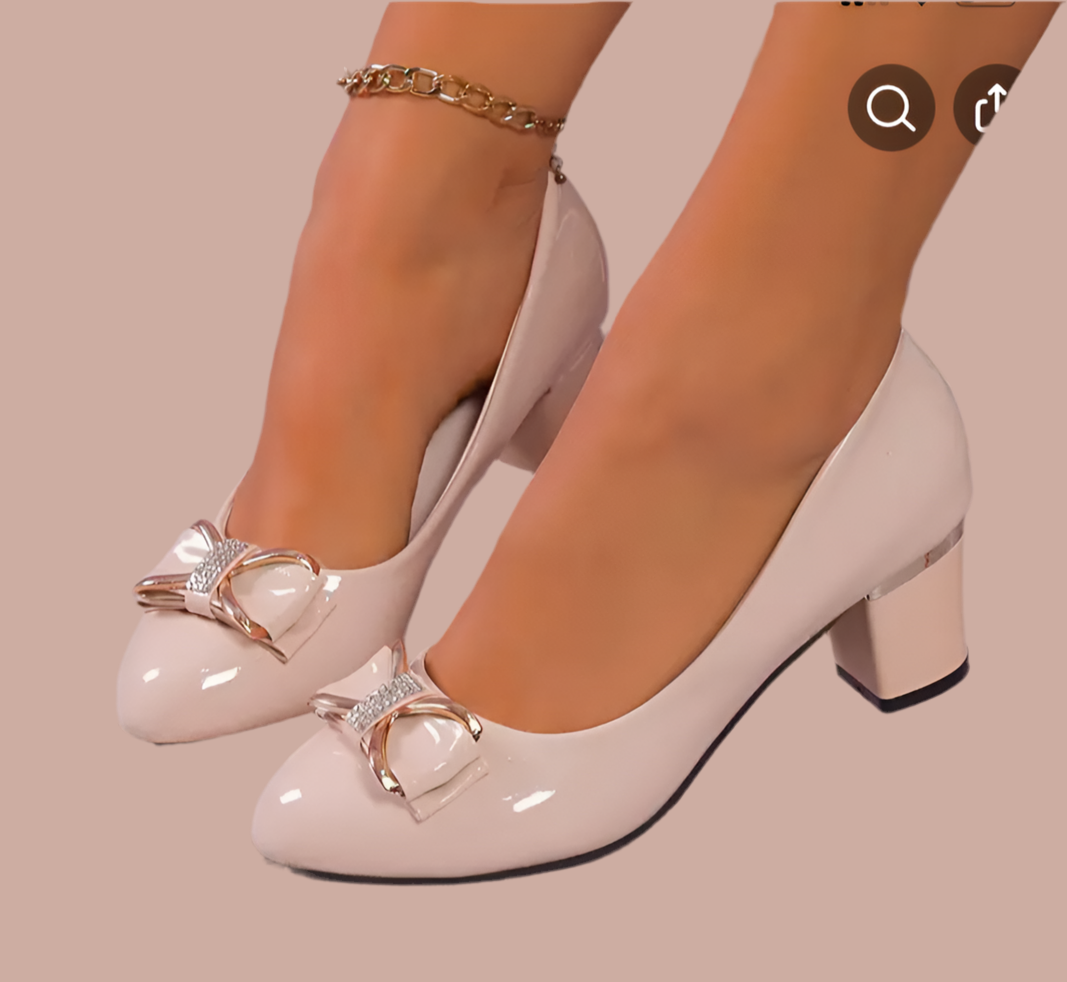 Eleganza Charm Heels