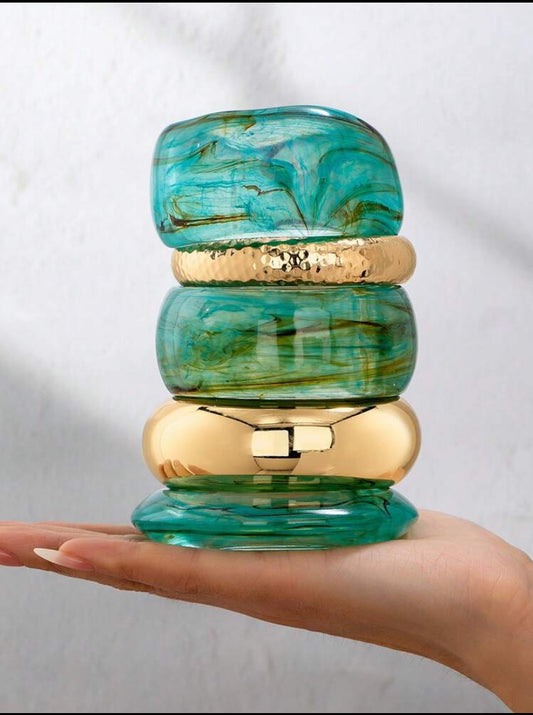 Exaggerated Oversized women’s Gold-bangles