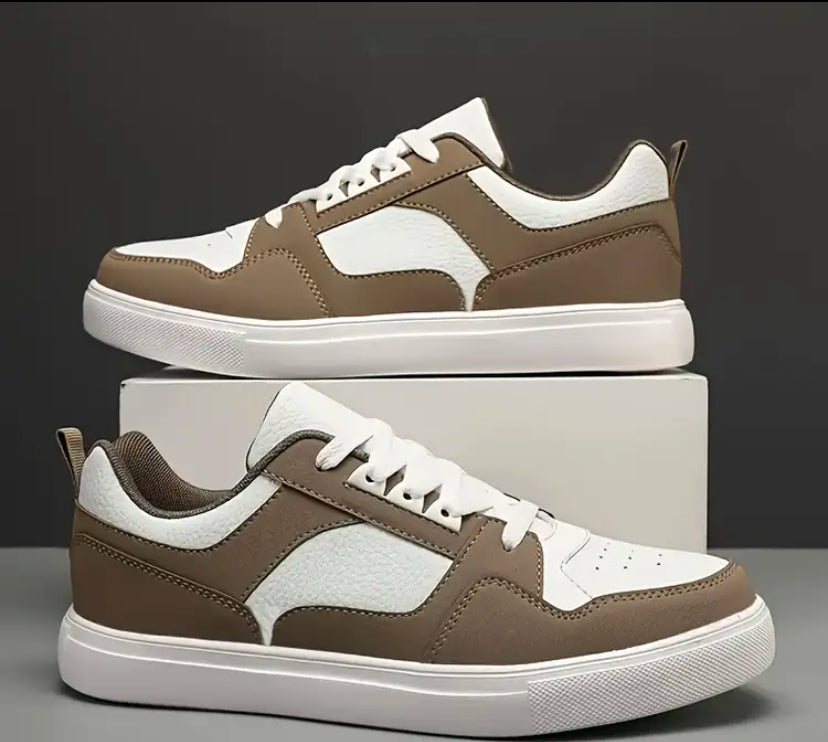 Mens casual sneakers