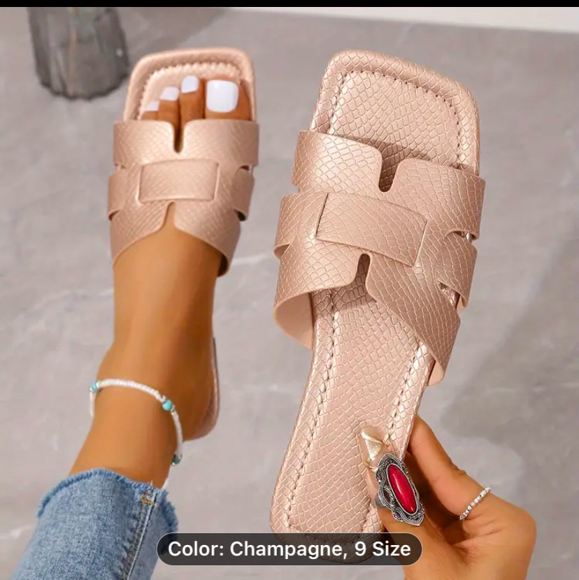 Serene Luxe Toe Loop Slides