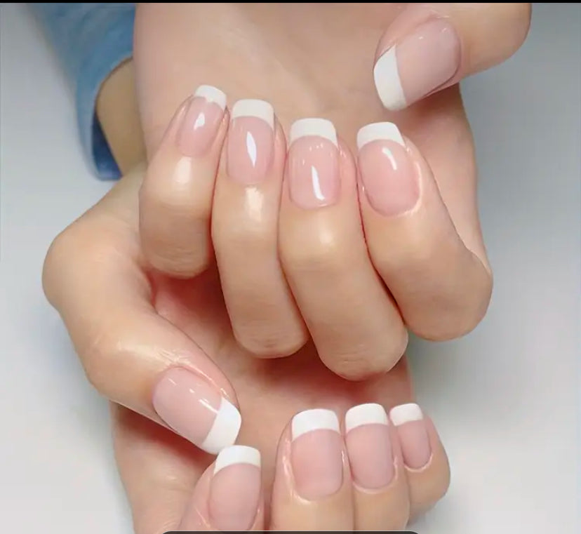LuxeTouch French Press-On Nails