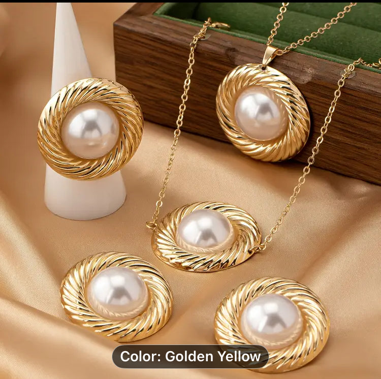 Faux Eleganza 5 pieces set for party Goers a stunning look for women.